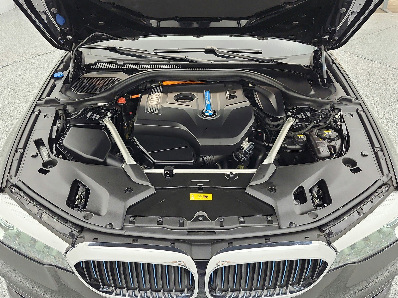 Used 2018 BMW 530e image 16