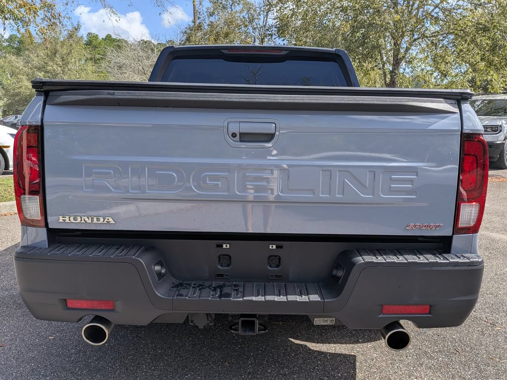 Certified 2024 Honda Ridgeline Sport image 5