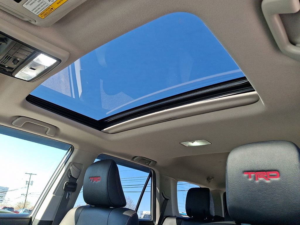 Used 2024 Toyota 4Runner TRD Off-Road Premium w/ Off Road Premium Plus Package AWD/4WD image 16