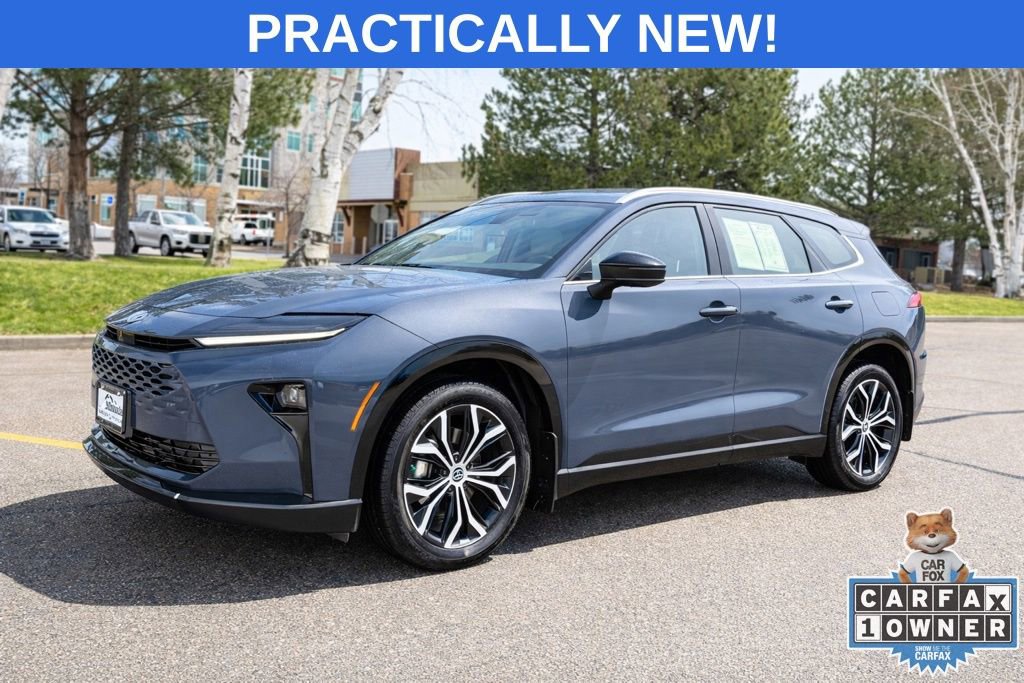 Used 2025 Toyota Crown Signia