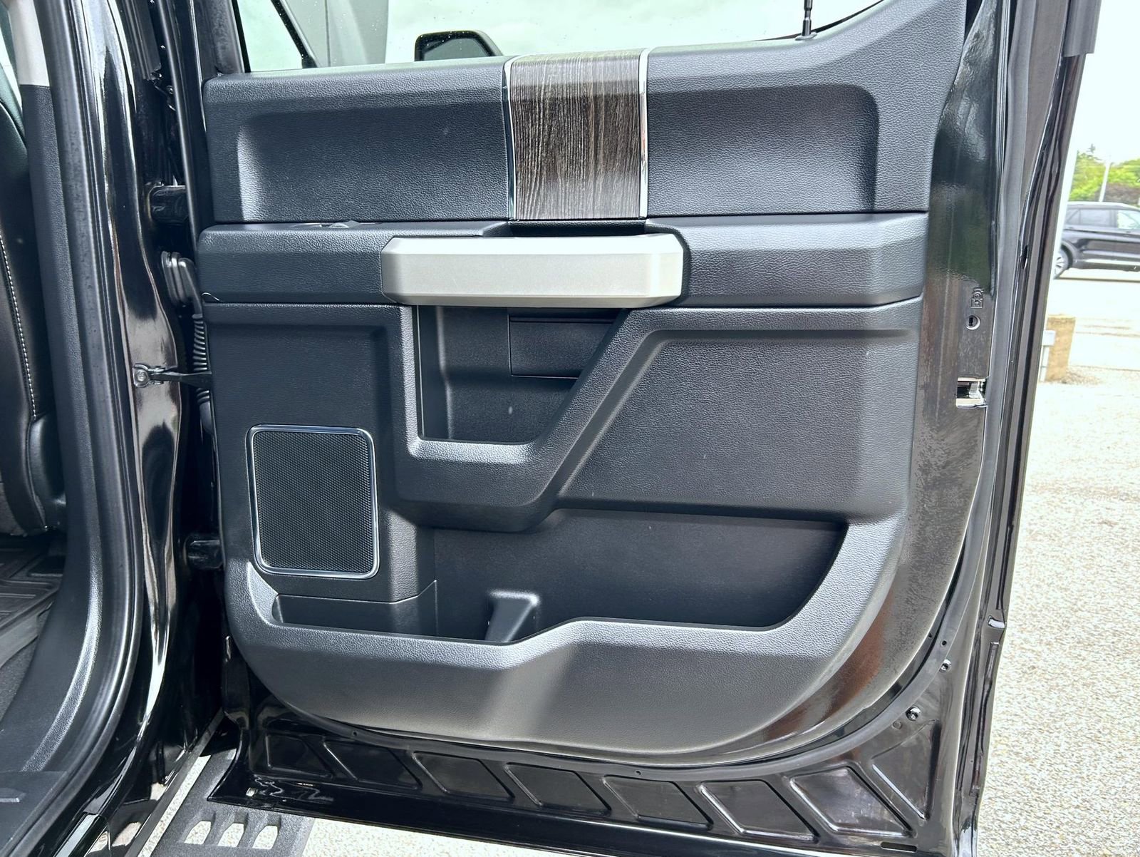 Used 2021 Ford F250 Lariat AWD/4WD image 17