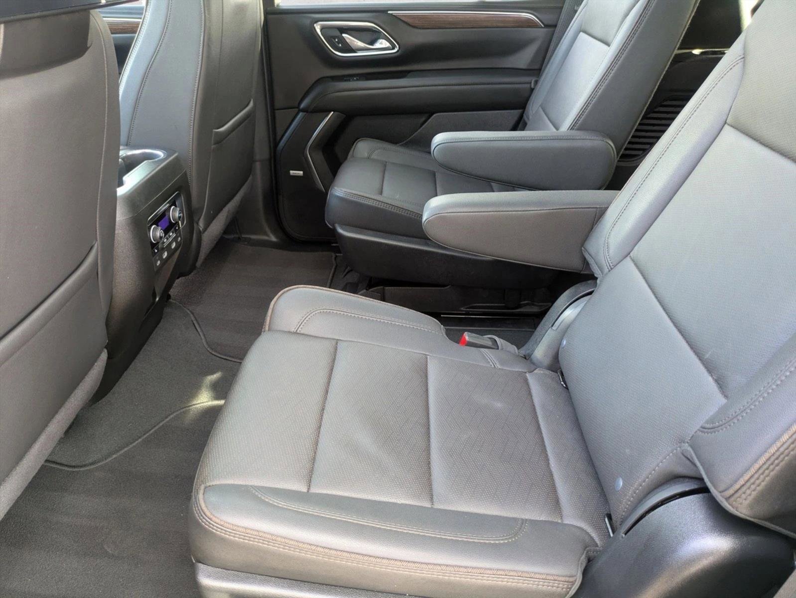 Used 2024 Chevrolet Tahoe High Country w/ Advanced Technology Package AWD/4WD image 17