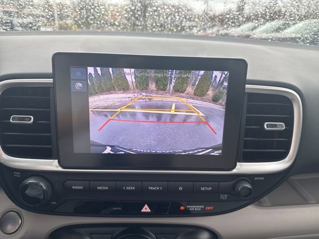 Certified 2024 Hyundai Venue SEL image 20