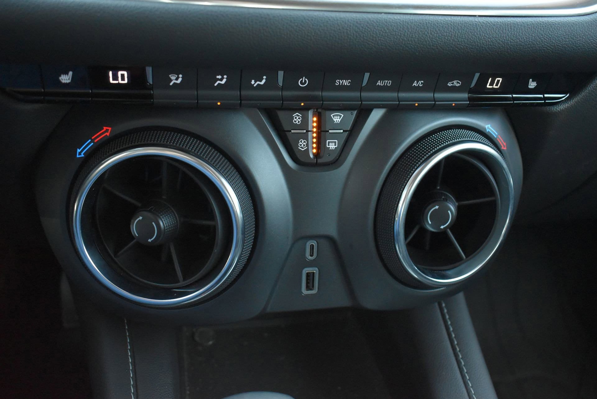 Used 2024 Chevrolet Blazer LT w/ LPO, Floor Liner Package AWD/4WD image 29