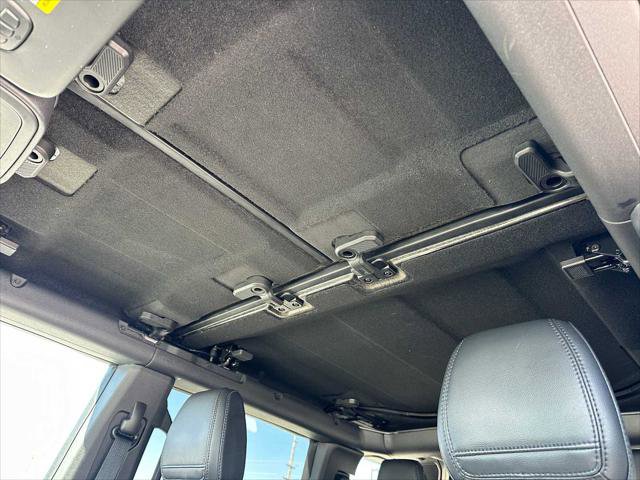 Used 2023 Ford Bronco Wildtrak image 23