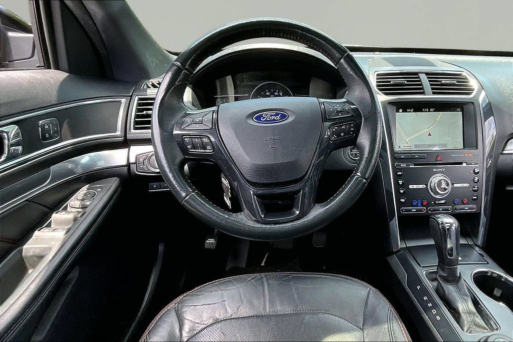 Used 2018 Ford Explorer Sport w/ Equipment Group 401A AWD/4WD image 8