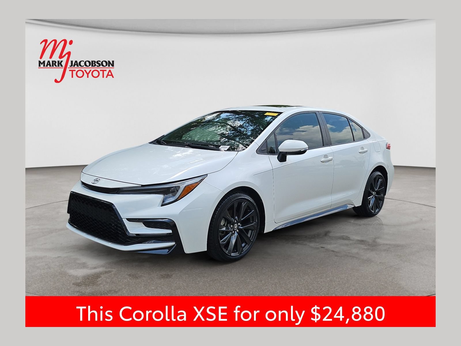 Used 2023 Toyota Corolla XSE FWD image 1