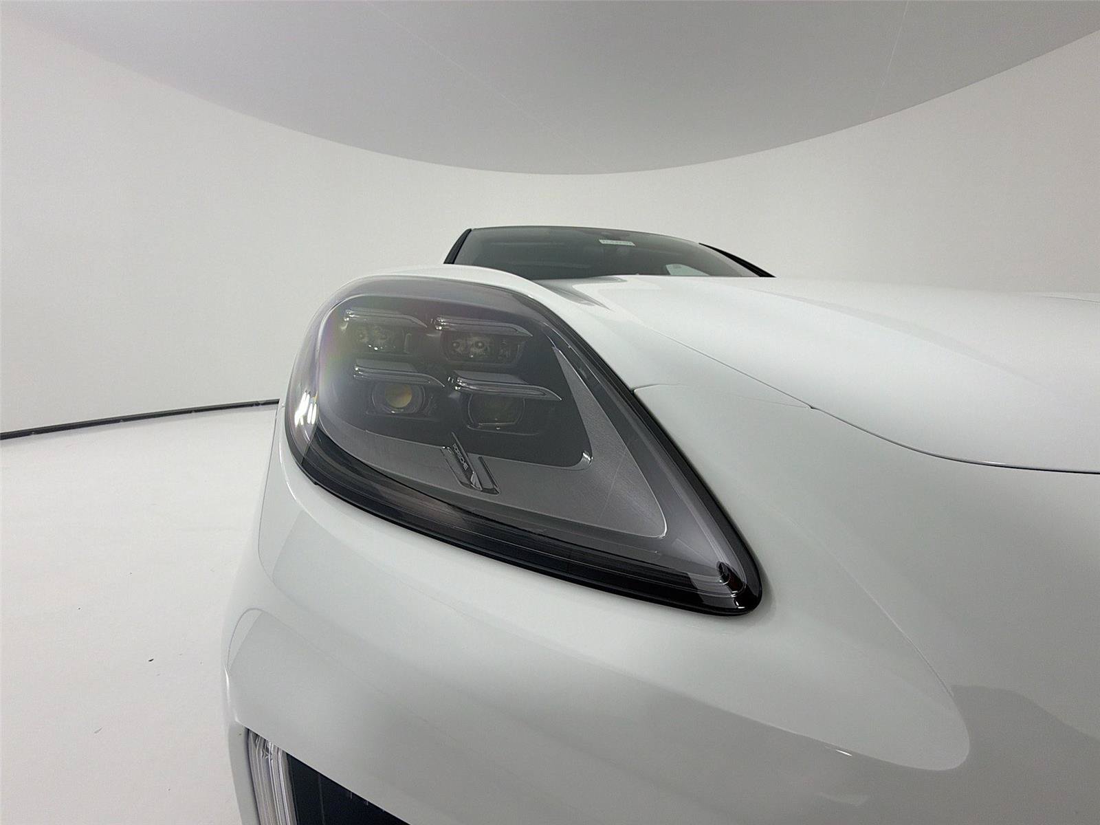 New 2026 Porsche Panamera 4 AWD/4WD image 23