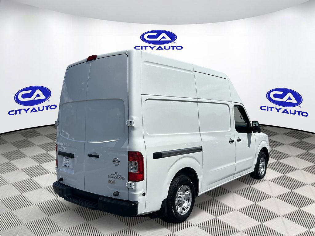 Used 2016 Nissan NV 2500 SV w/ Technology Package RWD image 4