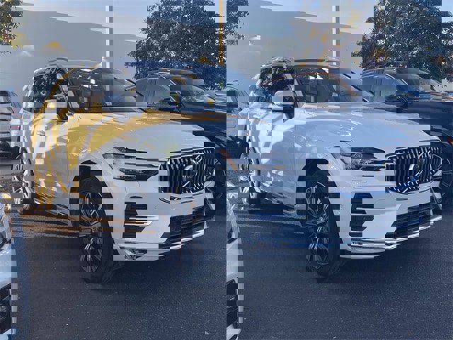 Certified 2023 Volvo XC60 B5 Plus w/ Protection Package Premier image 3