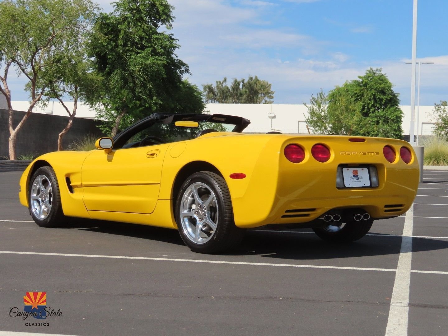 Used 2002 Chevrolet Corvette Convertible w/ Preferred Equipment Group2 image 12
