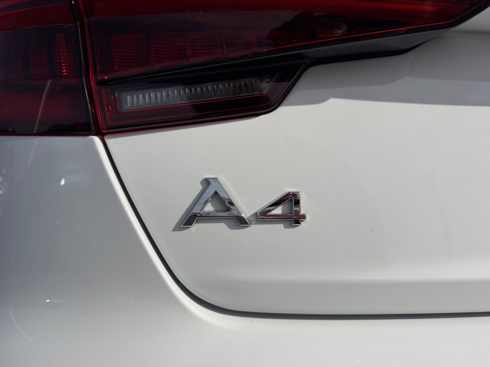 Used 2017 Audi A4 2.0T Premium w/ Convenience Package image 24