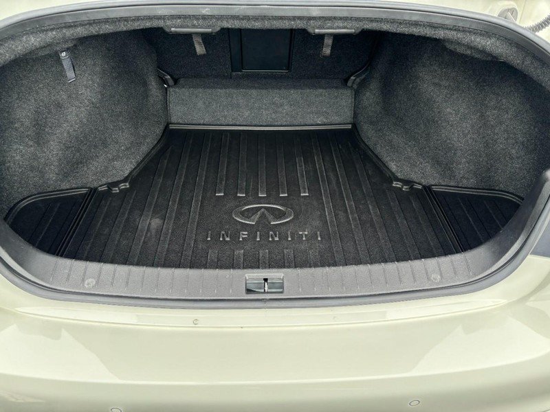 Used 2023 INFINITI Q50 Luxe w/ Cargo Package RWD image 6