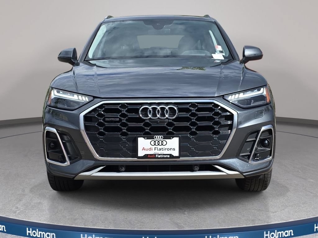 Used 2023 Audi Q5 2.0T Prestige w/ Prestige Package AWD/4WD image 3