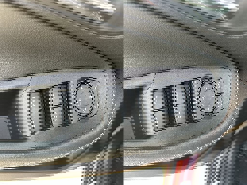 Certified 2024 Buick Encore GX Avenir image 21