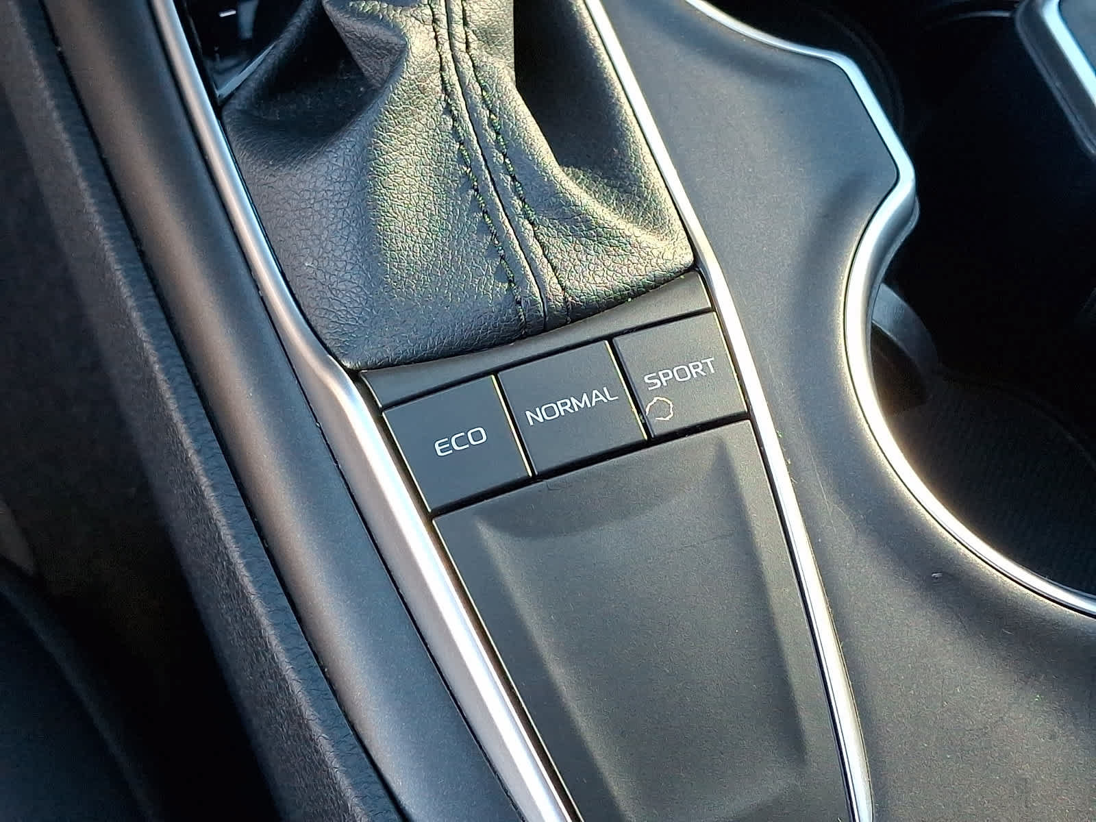 Certified 2024 Toyota Camry LE FWD image 28