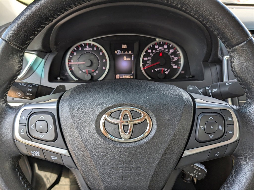 Used 2015 Toyota Camry image 35