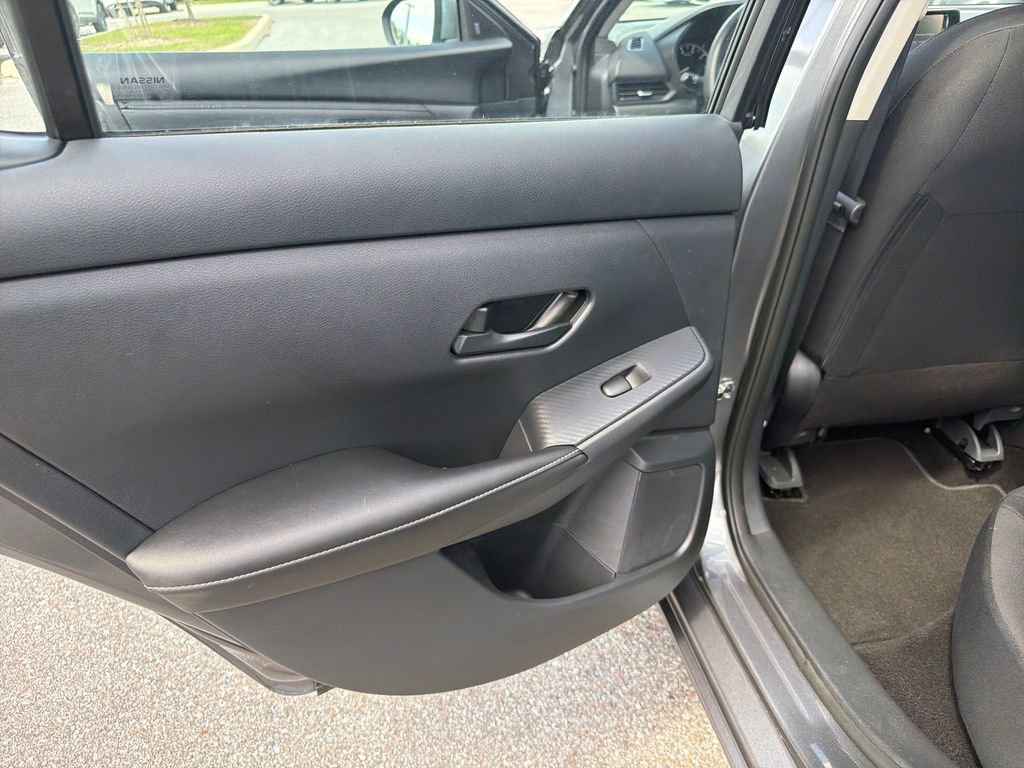 Certified 2025 Nissan Sentra S image 17