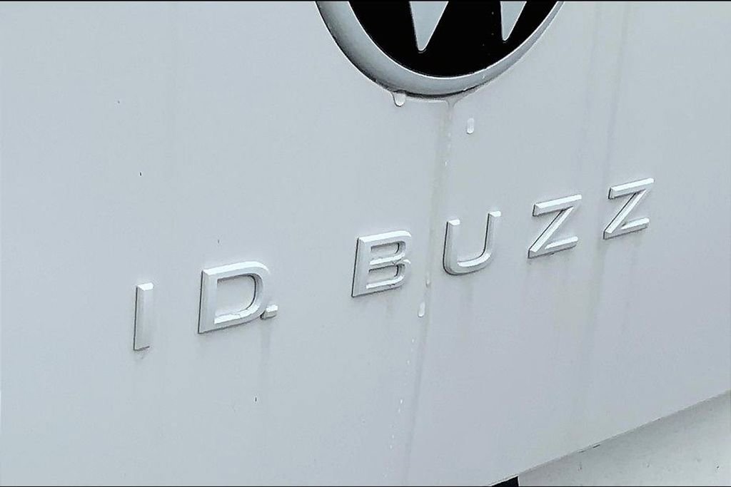 New 2025 Volkswagen ID. Buzz Pro S image 21