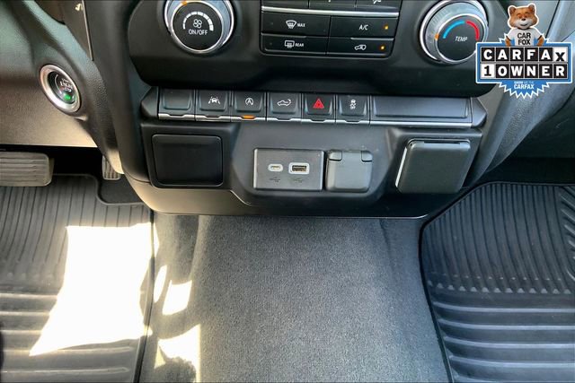 Used 2022 Chevrolet Silverado 1500 Custom image 32