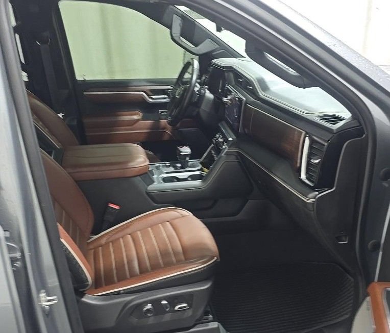 Used 2024 GMC Sierra 1500 Denali Ultimate AWD/4WD image 6