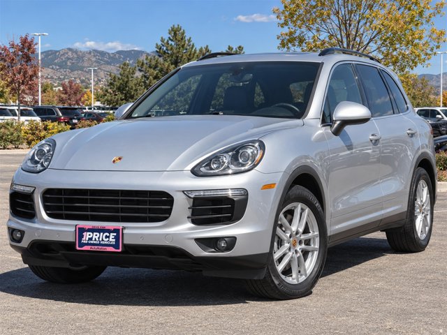 Used 2016 Porsche Cayenne S AWD/4WD image 6