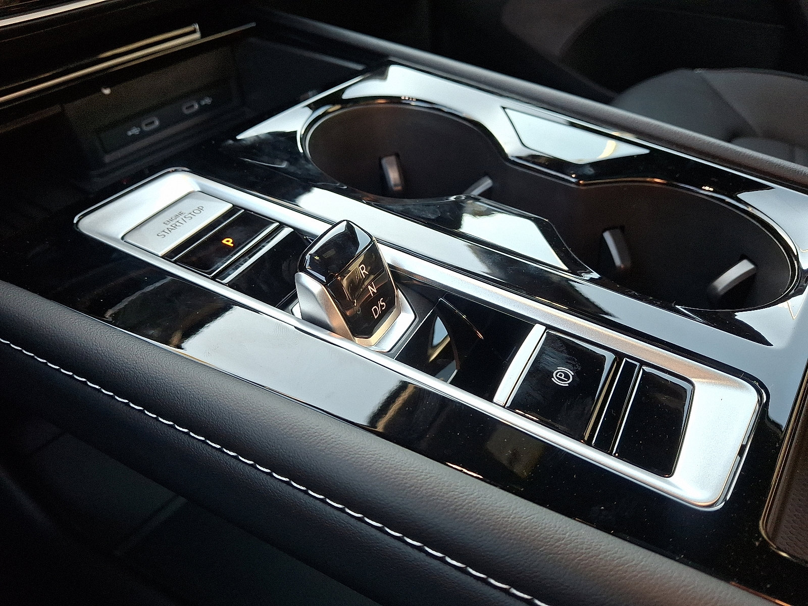 New 2026 Volkswagen Atlas Cross Sport SEL image 11