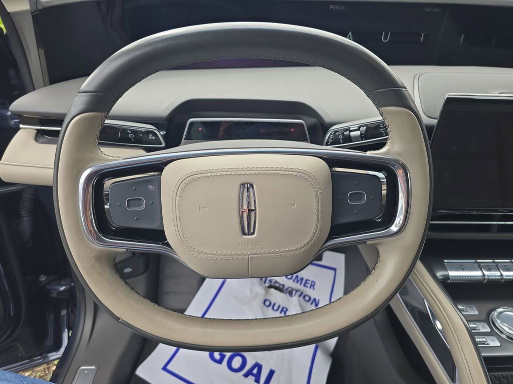 Used 2024 Lincoln Nautilus Premier image 20