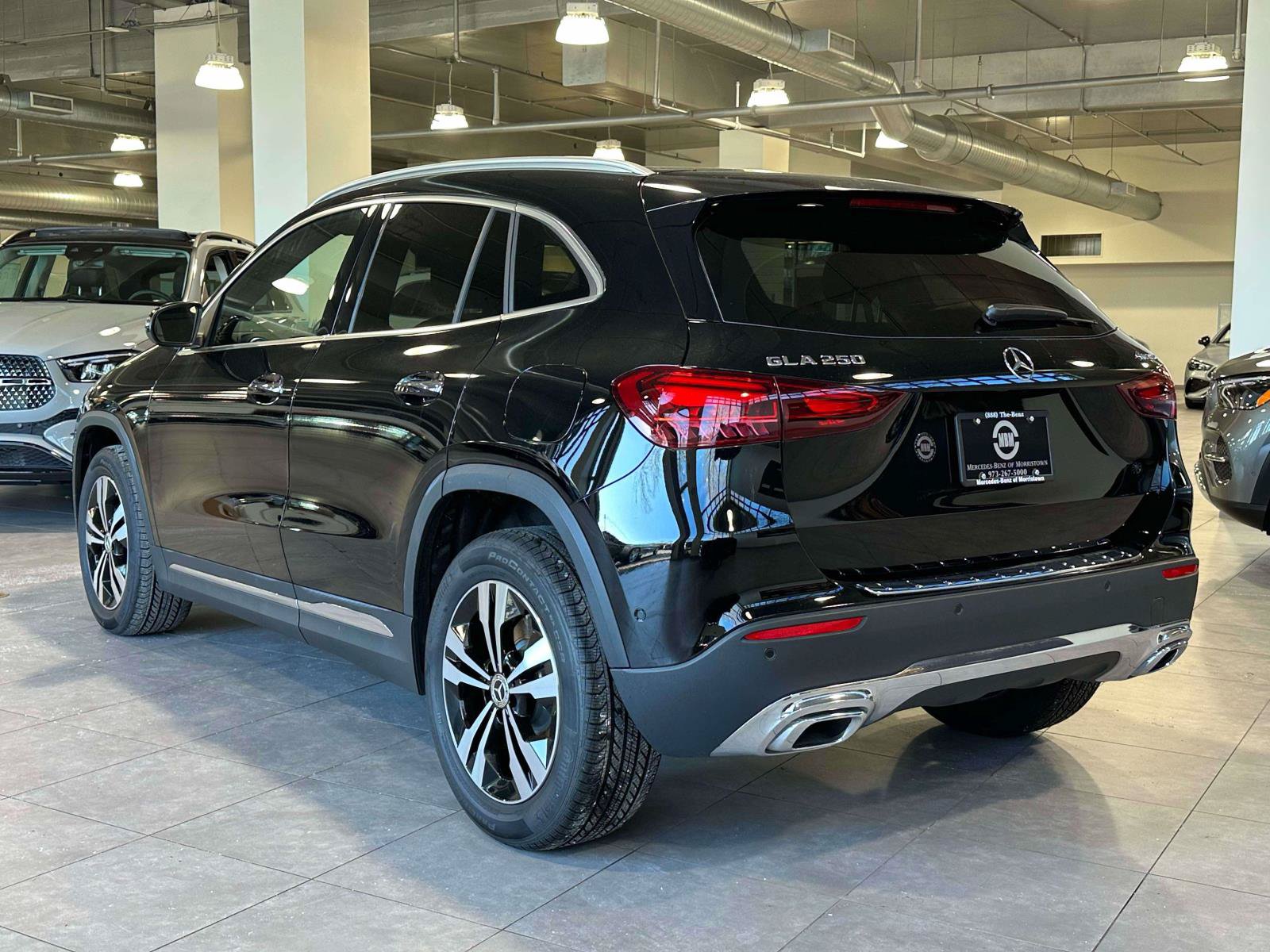 Certified 2025 Mercedes-Benz GLA 250 4MATIC image 4
