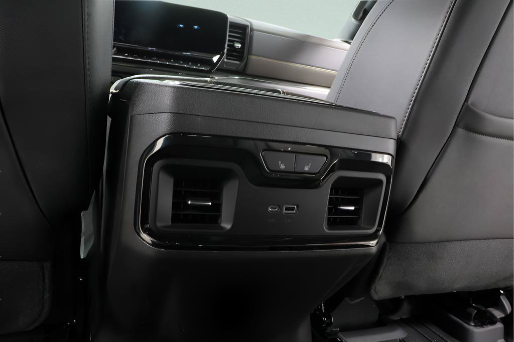 Used 2024 Chevrolet Silverado 1500 ZR2 w/ Technology Package AWD/4WD image 24