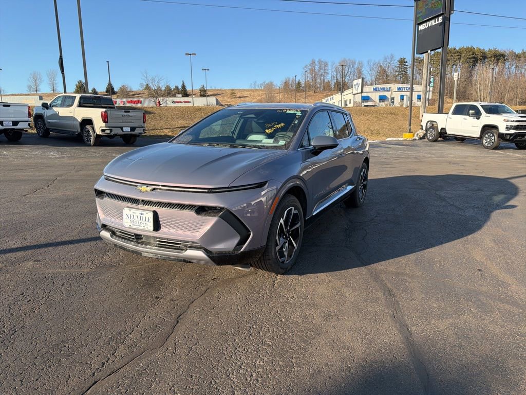 Used 2025 Chevrolet Equinox EV LT image 5