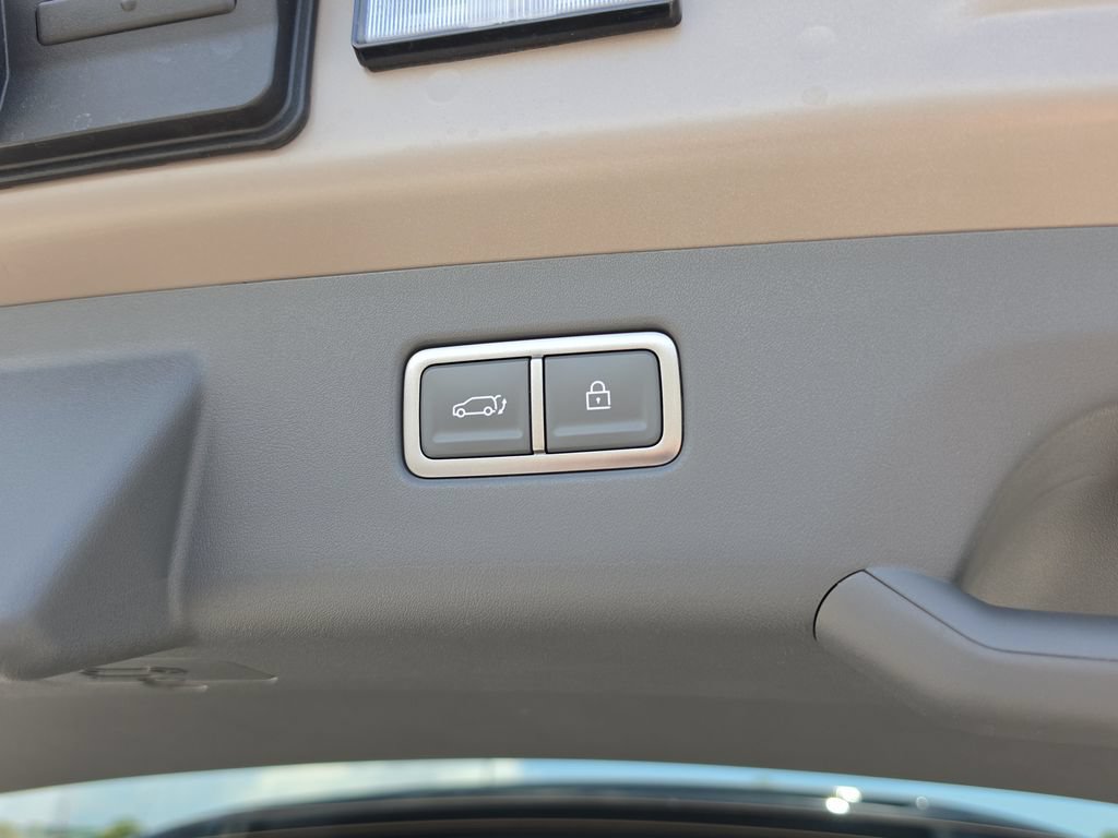New 2026 Kia EV9 Land w/ Nightfall Edition Package AWD/4WD image 11
