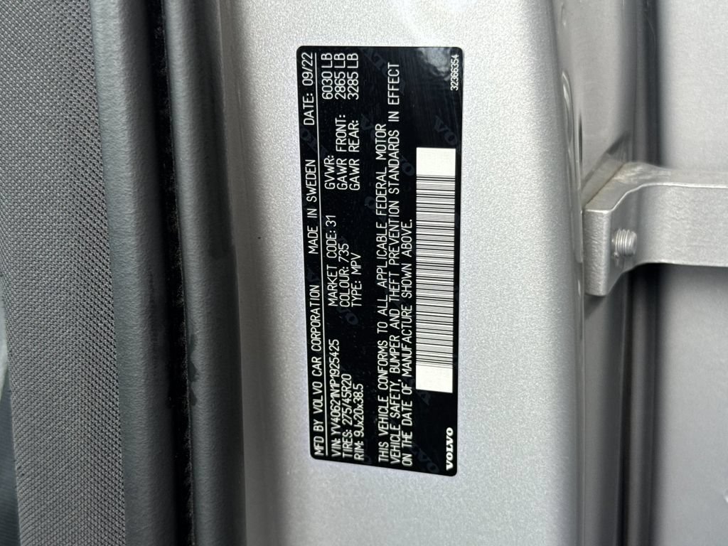Certified 2023 Volvo XC90 B6 Plus AWD/4WD image 32