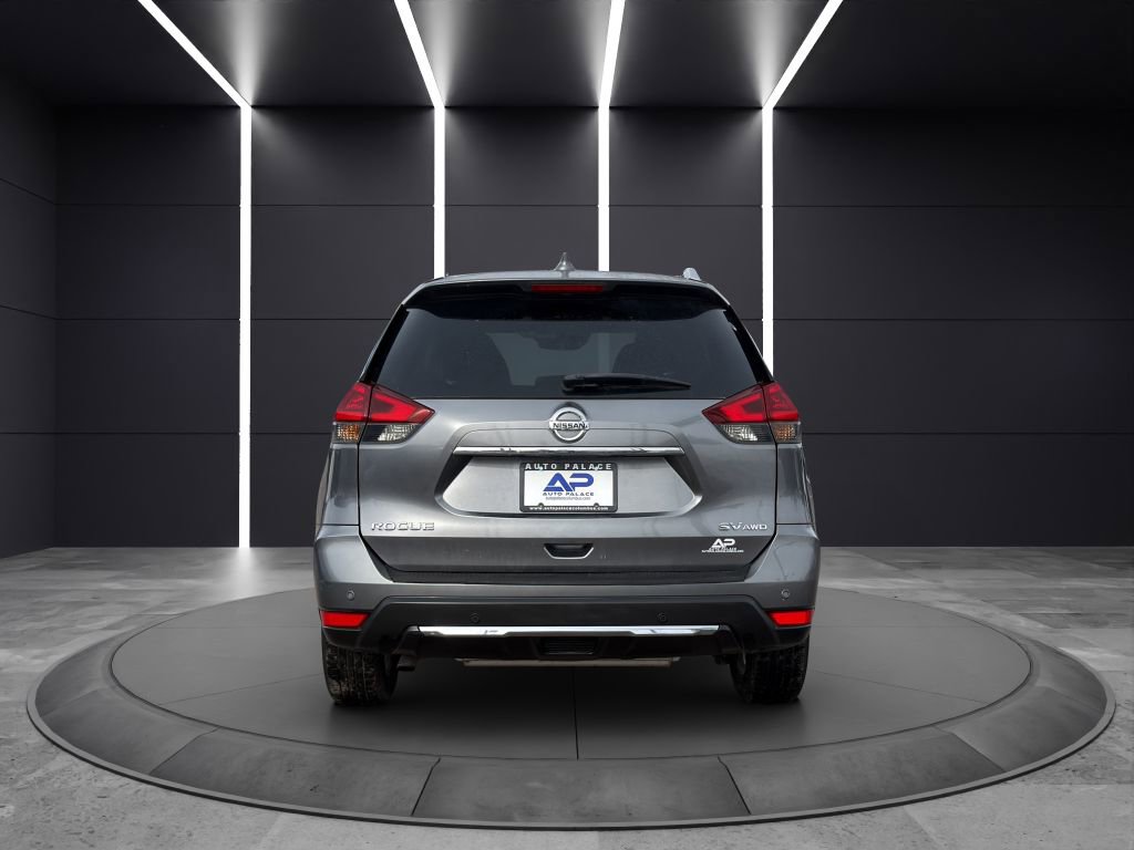 Used 2020 Nissan Rogue SV image 5