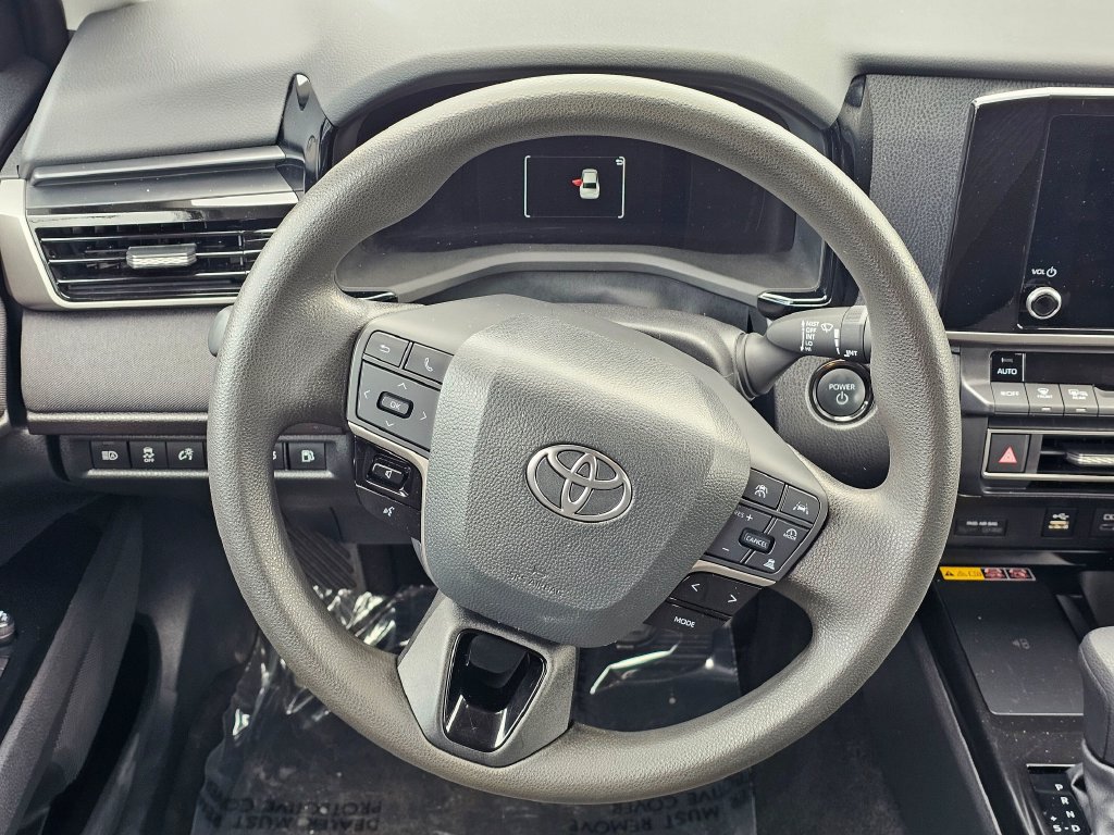 Used 2025 Toyota Camry LE FWD image 21