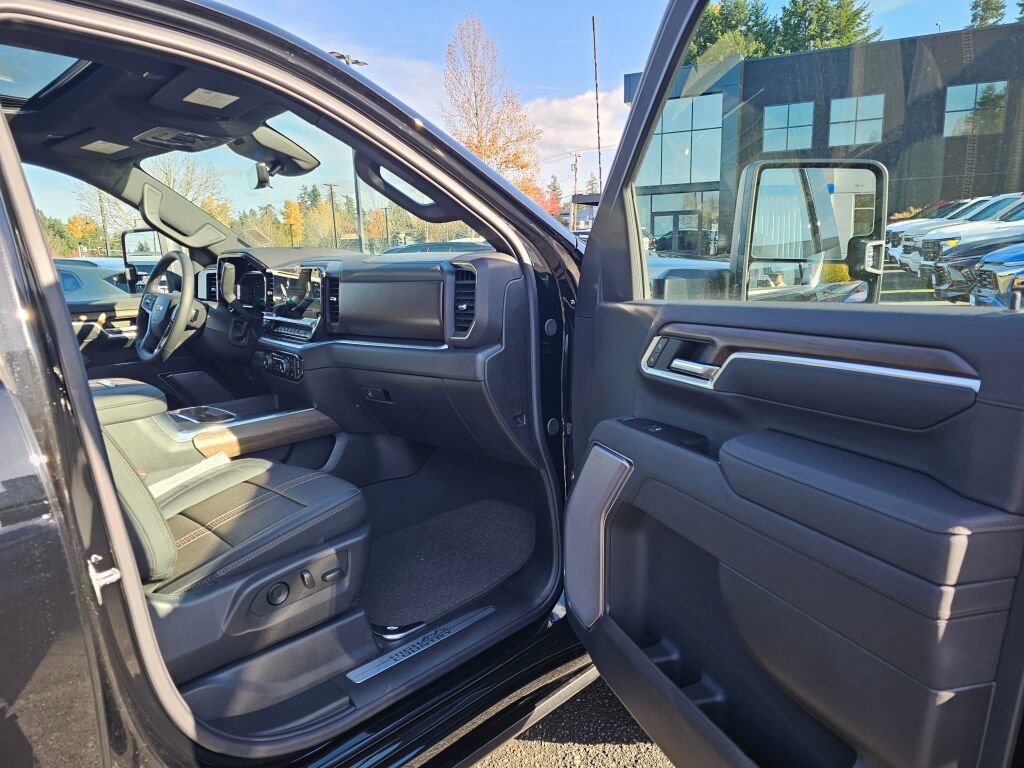 New 2026 Chevrolet Silverado 2500 High Country w/ Midnight Edition image 30