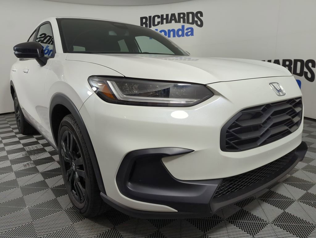 Certified 2026 Honda HR-V Sport image 7