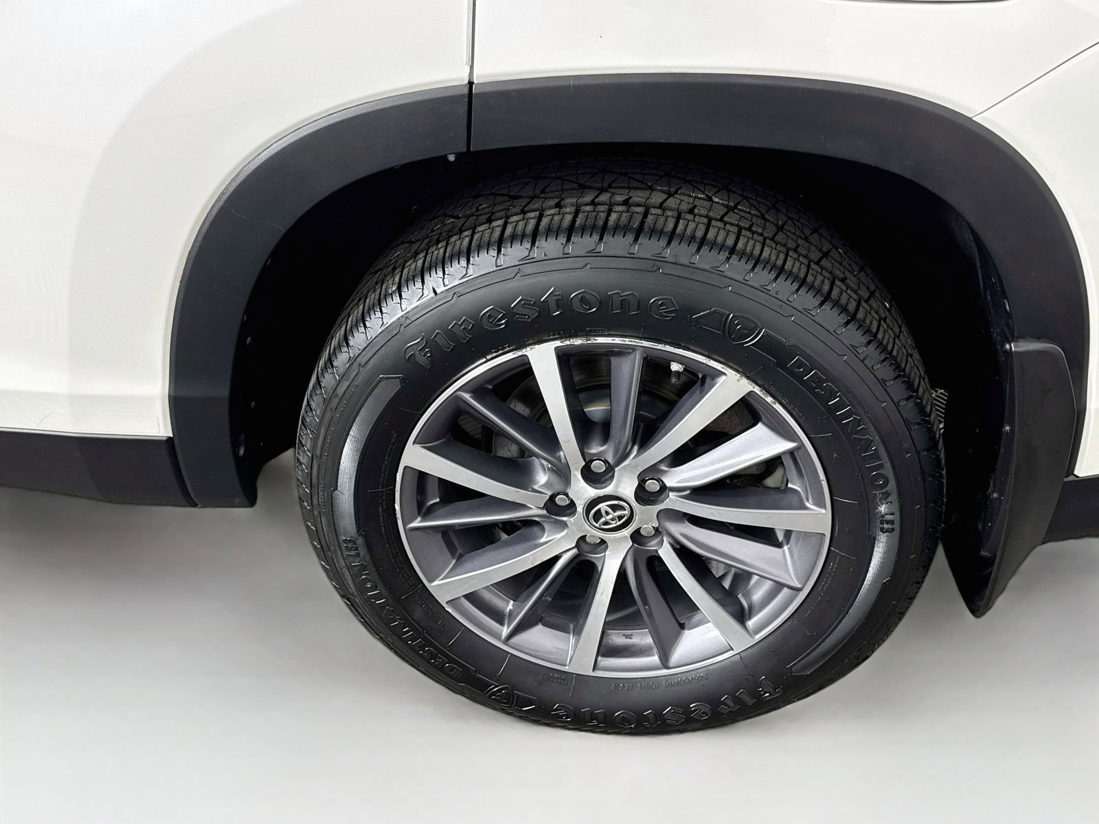 Used 2019 Toyota Highlander XLE AWD/4WD image 21