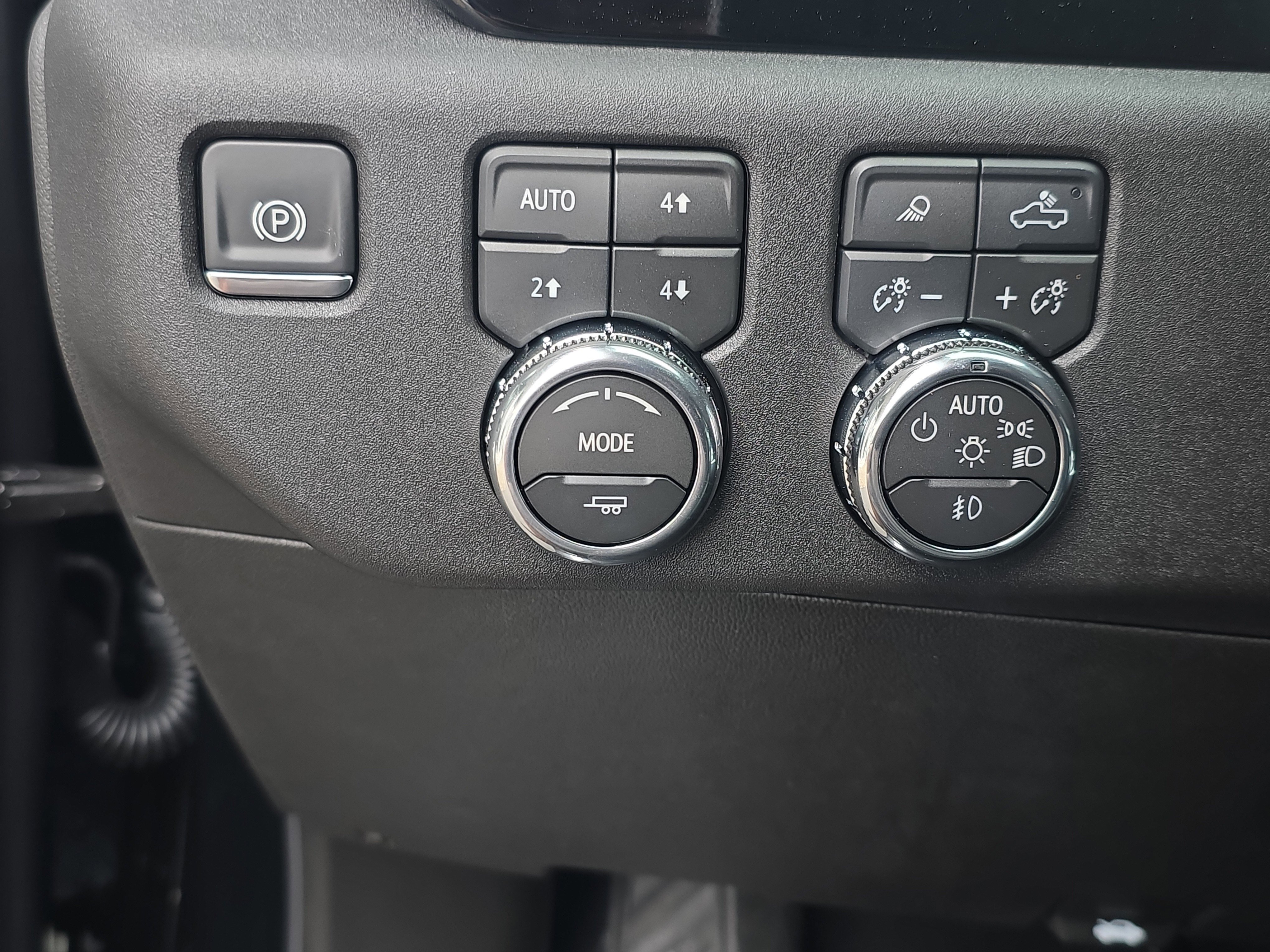 New 2025 GMC Sierra 2500 SLT w/ SLT Convenience Package AWD/4WD image 22