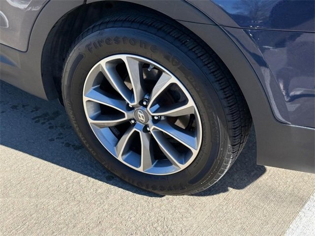 Used 2017 Hyundai Santa Fe SE image 7