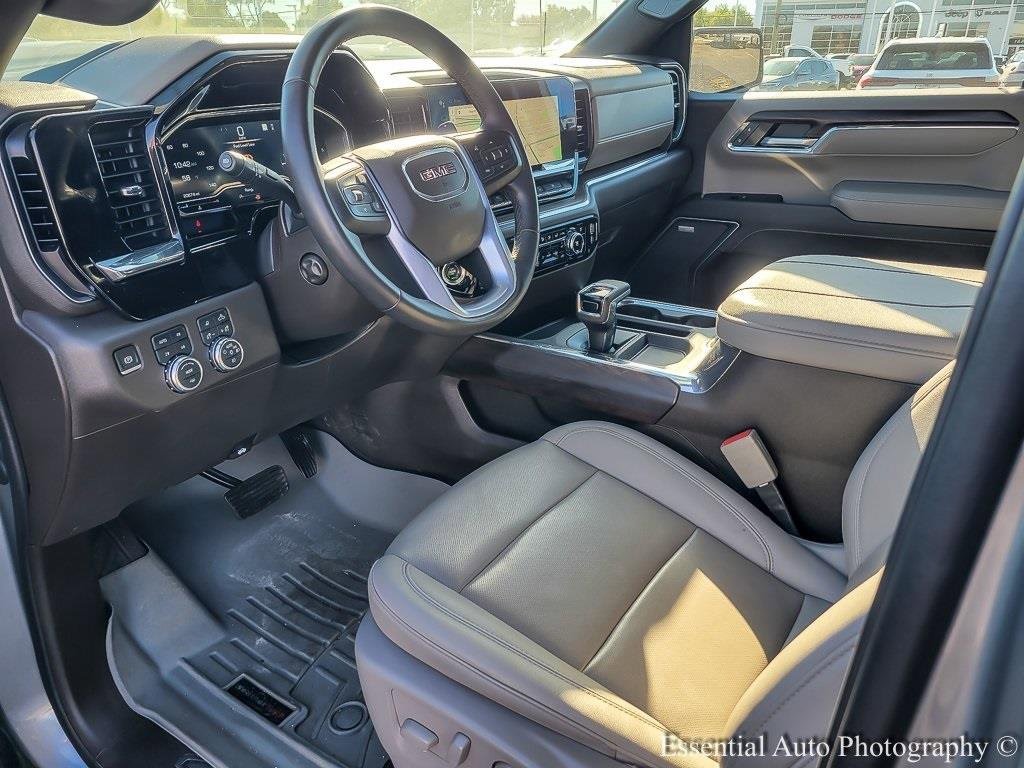 Used 2023 GMC Sierra 1500 SLT w/ SLT Convenience Package image 10