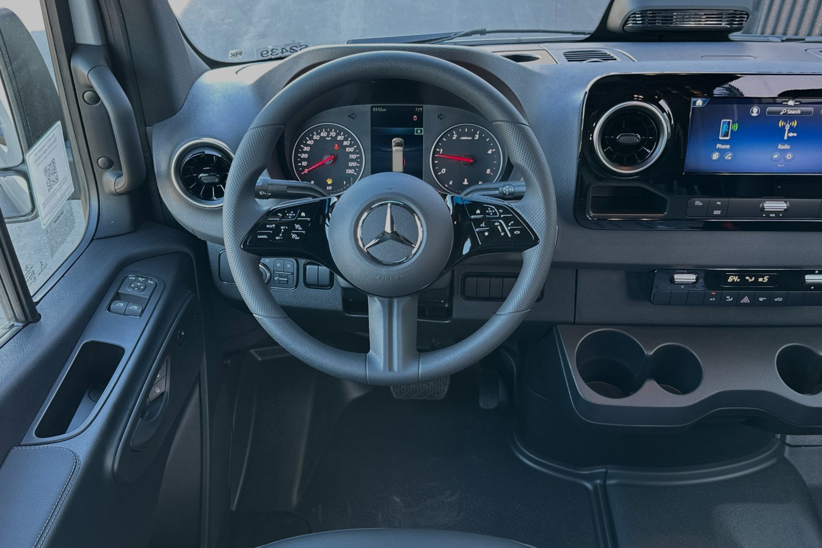 New 2025 Mercedes-Benz Sprinter 2500 image 13