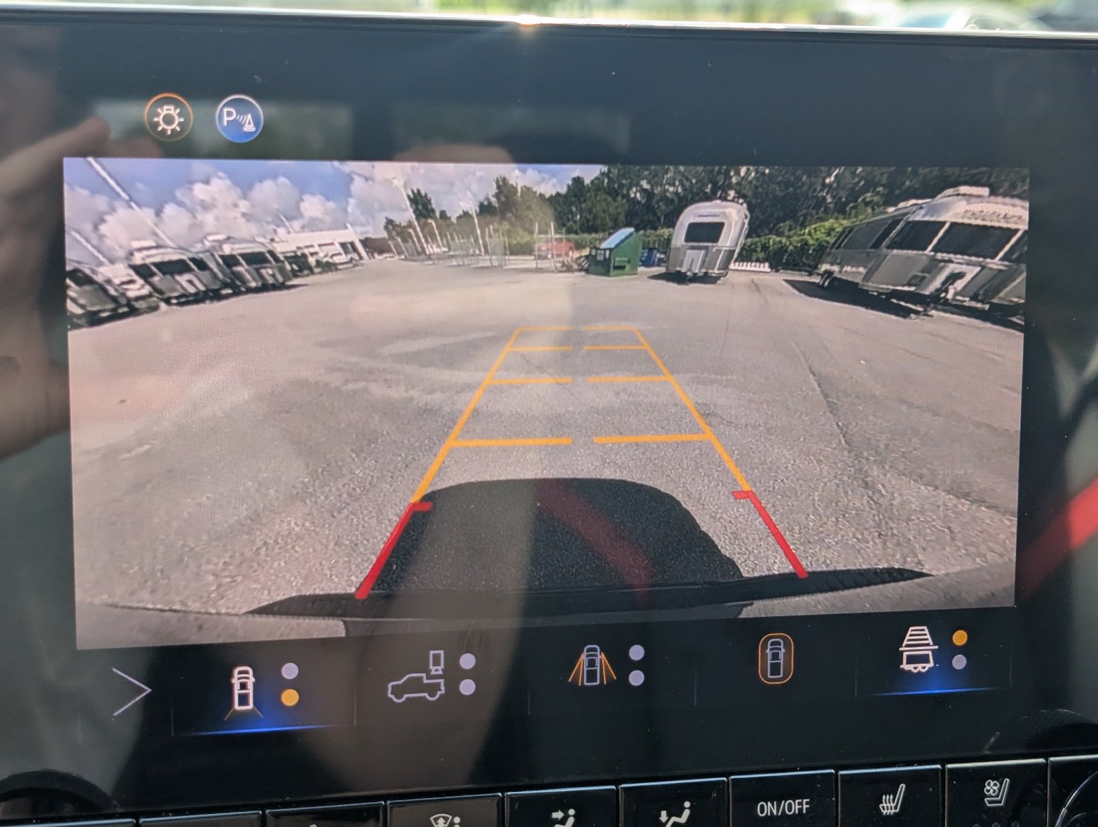 New 2026 Chevrolet Colorado Z71 w/ Technology Package AWD/4WD image 19