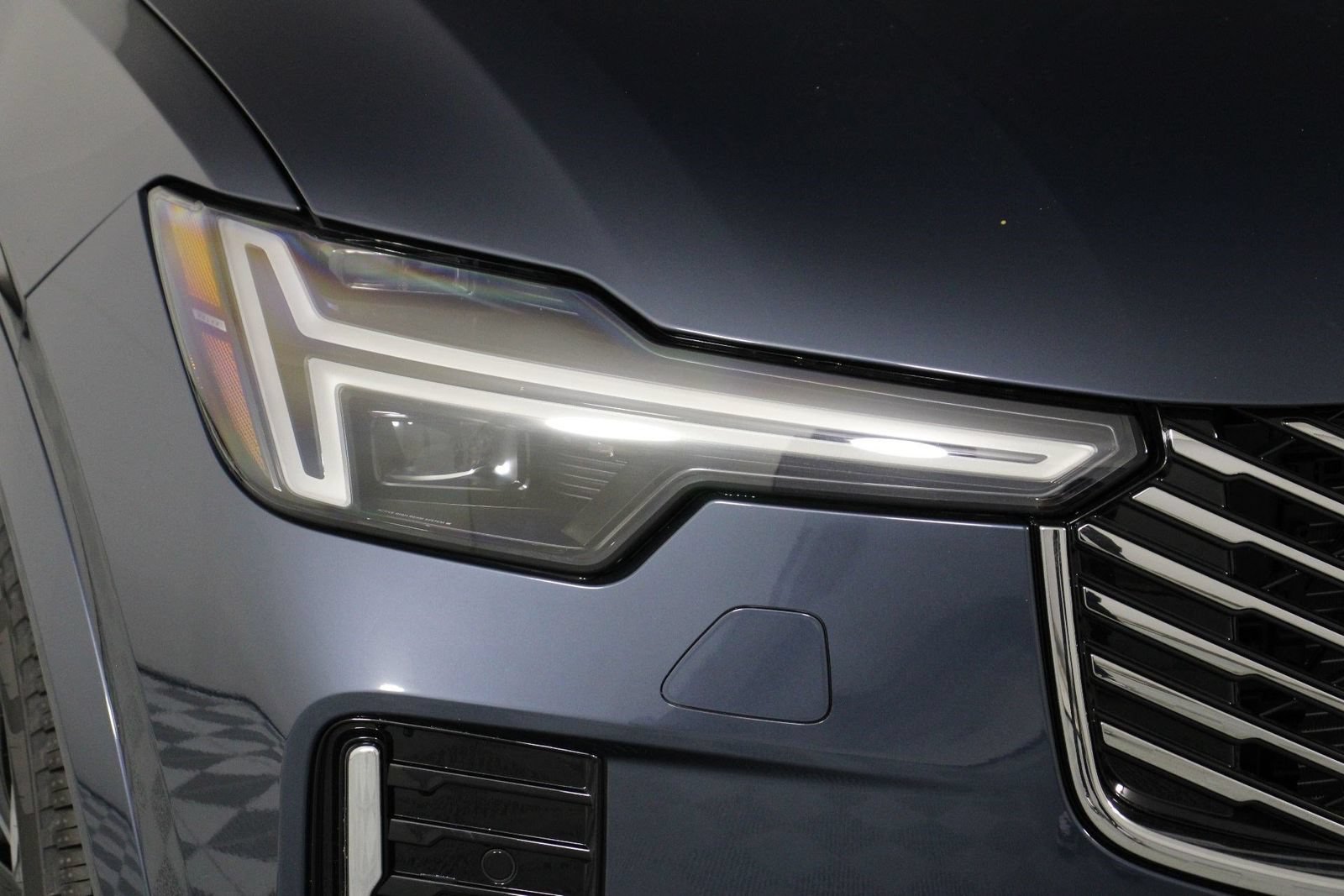 New 2026 Volvo XC90 B6 Plus AWD/4WD image 14