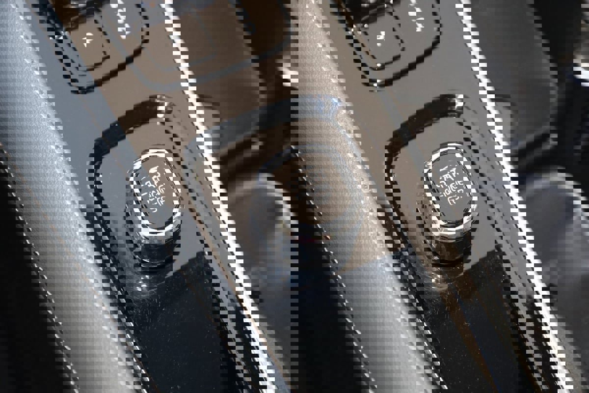 Used 2024 Volvo XC90 T8 Ultimate w/ Protection Package Premier image 29