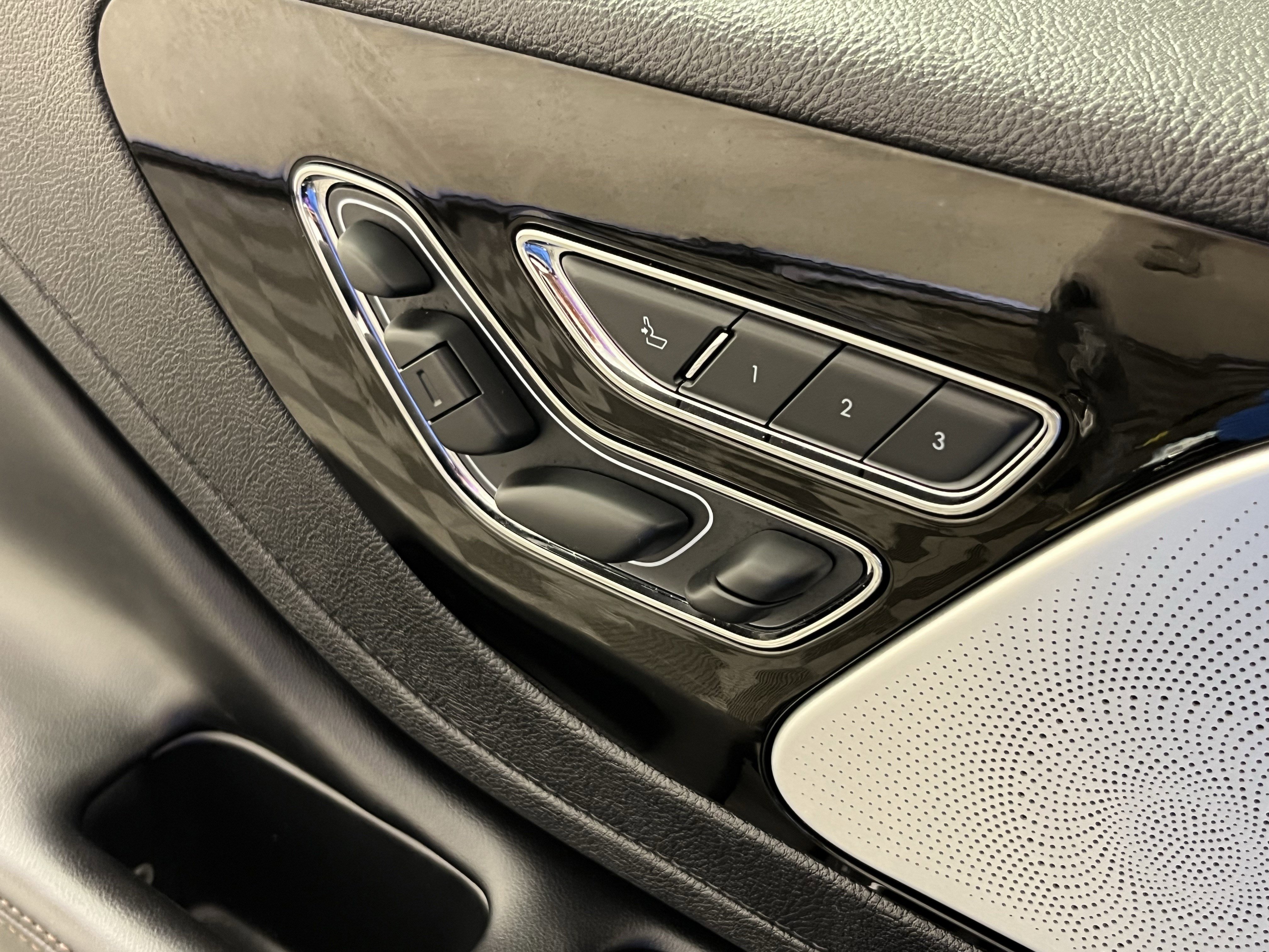 Used 2022 Lincoln Aviator Reserve w/ Equipment Group 201A image 16