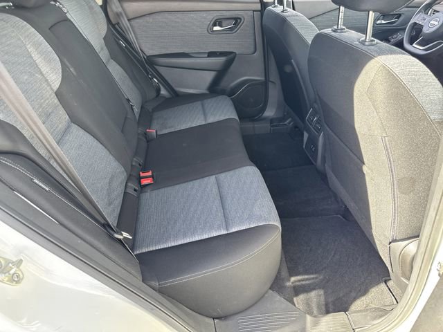 Certified 2023 Nissan Rogue SV image 24