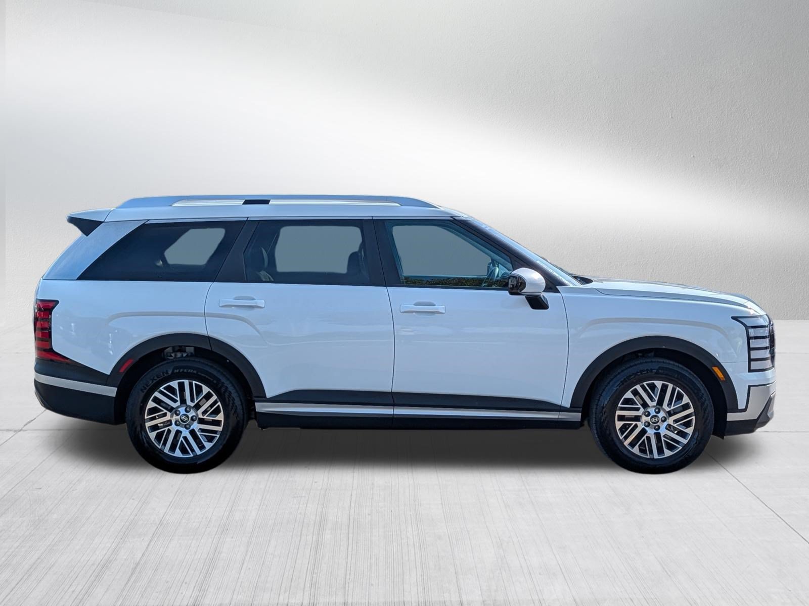 Certified 2026 Hyundai Palisade SEL AWD/4WD image 8
