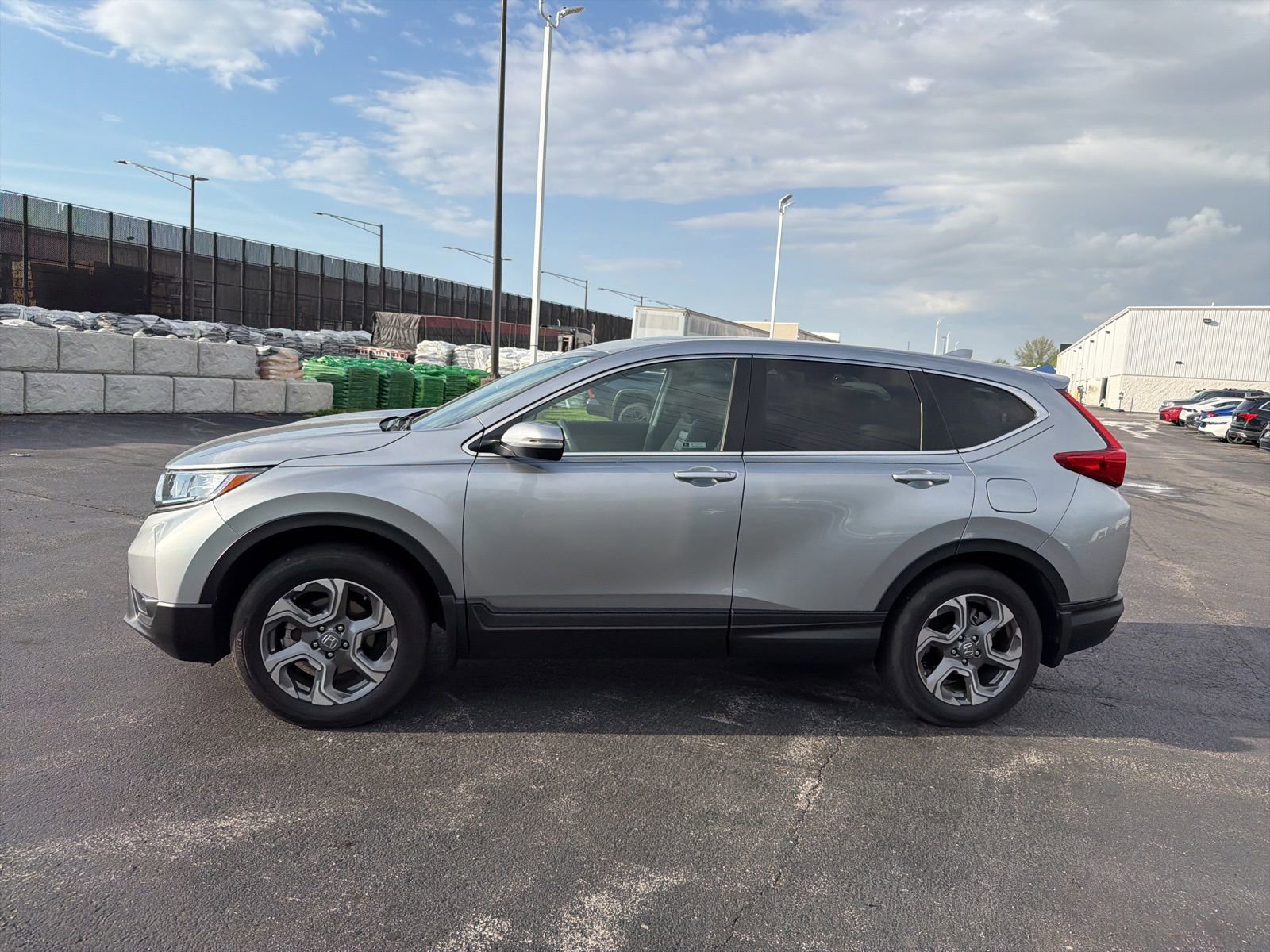 Used 2019 Honda CR-V EX image 3