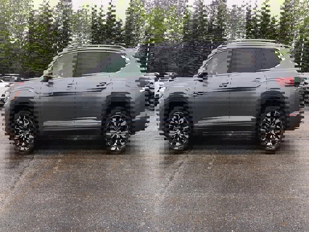 New 2025 Volkswagen Atlas SEL Premium R-Line image 7